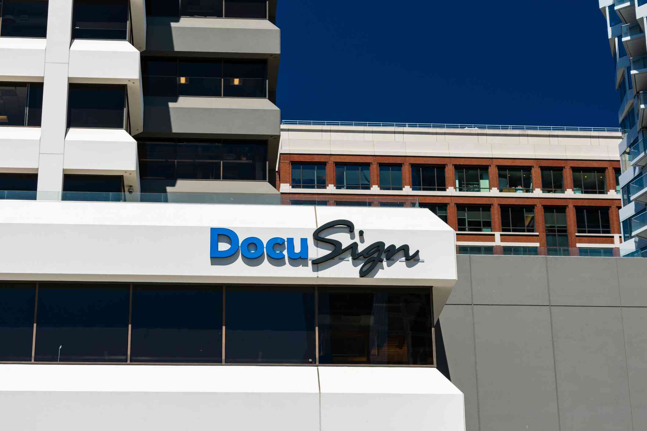 Docusign Scam Emails Explained & Red Flags