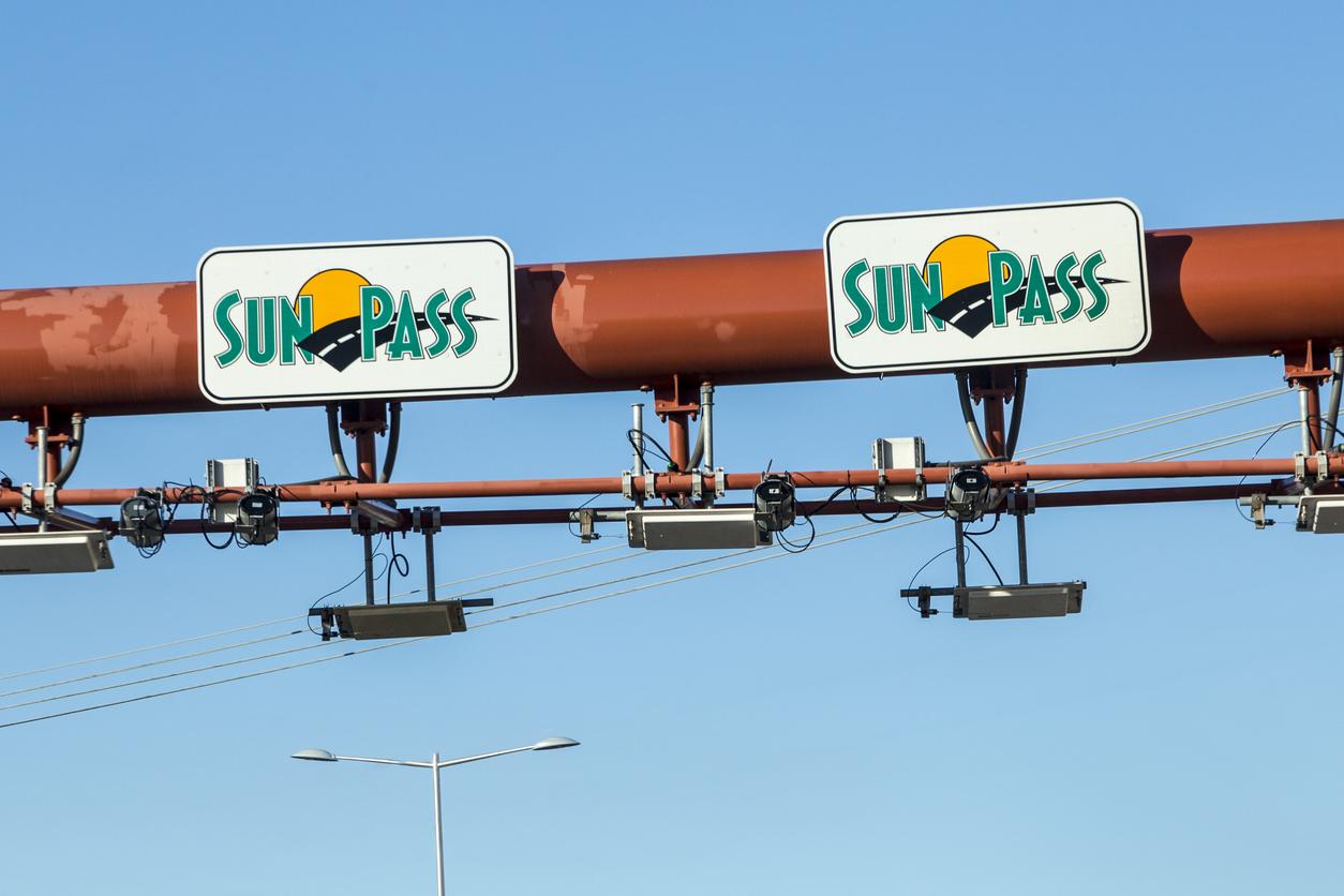 Toll Road Scams: Florida SunPass Toll and EZDriveMA Scam Texts