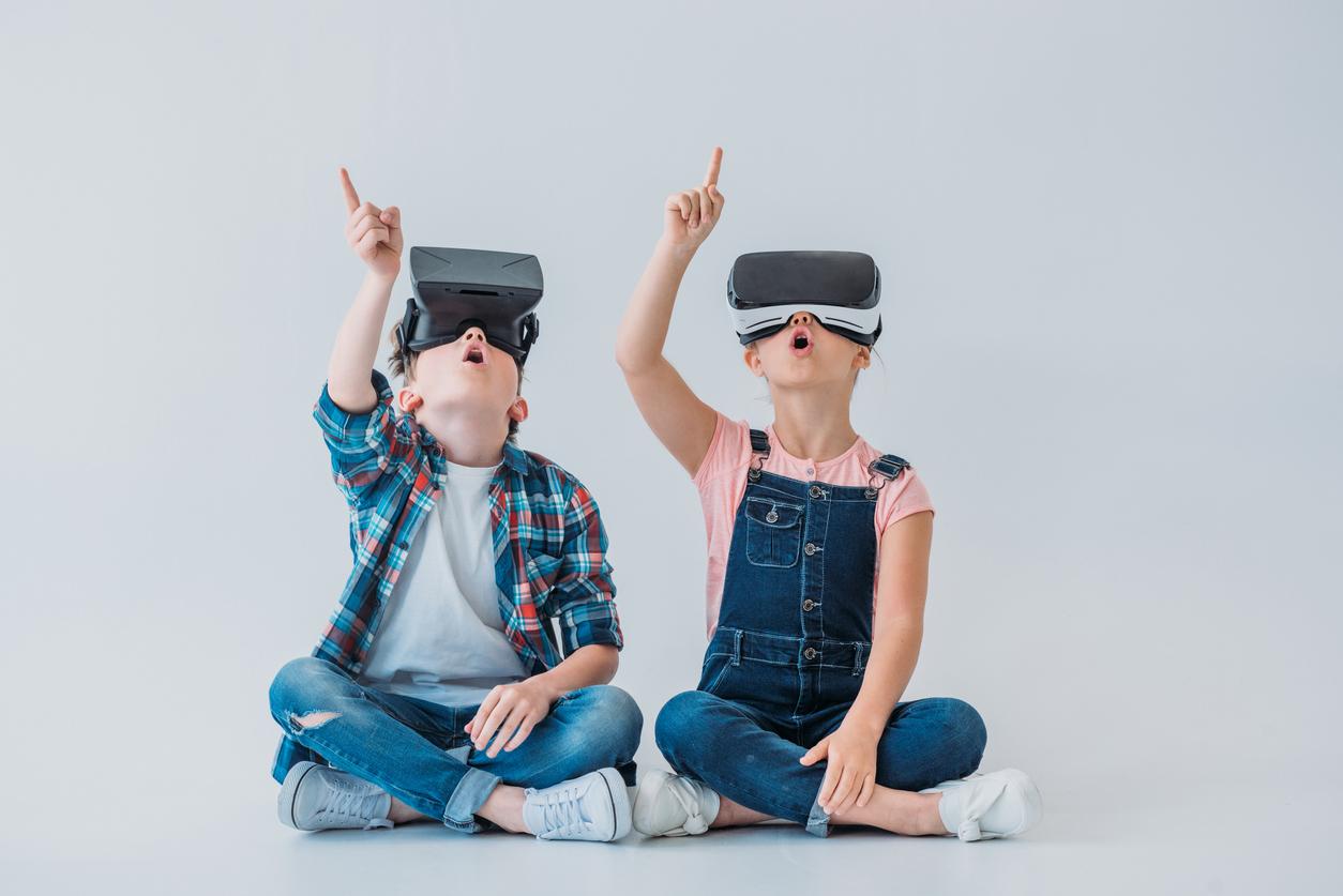 Explaining the Metaverse to Parents and Children